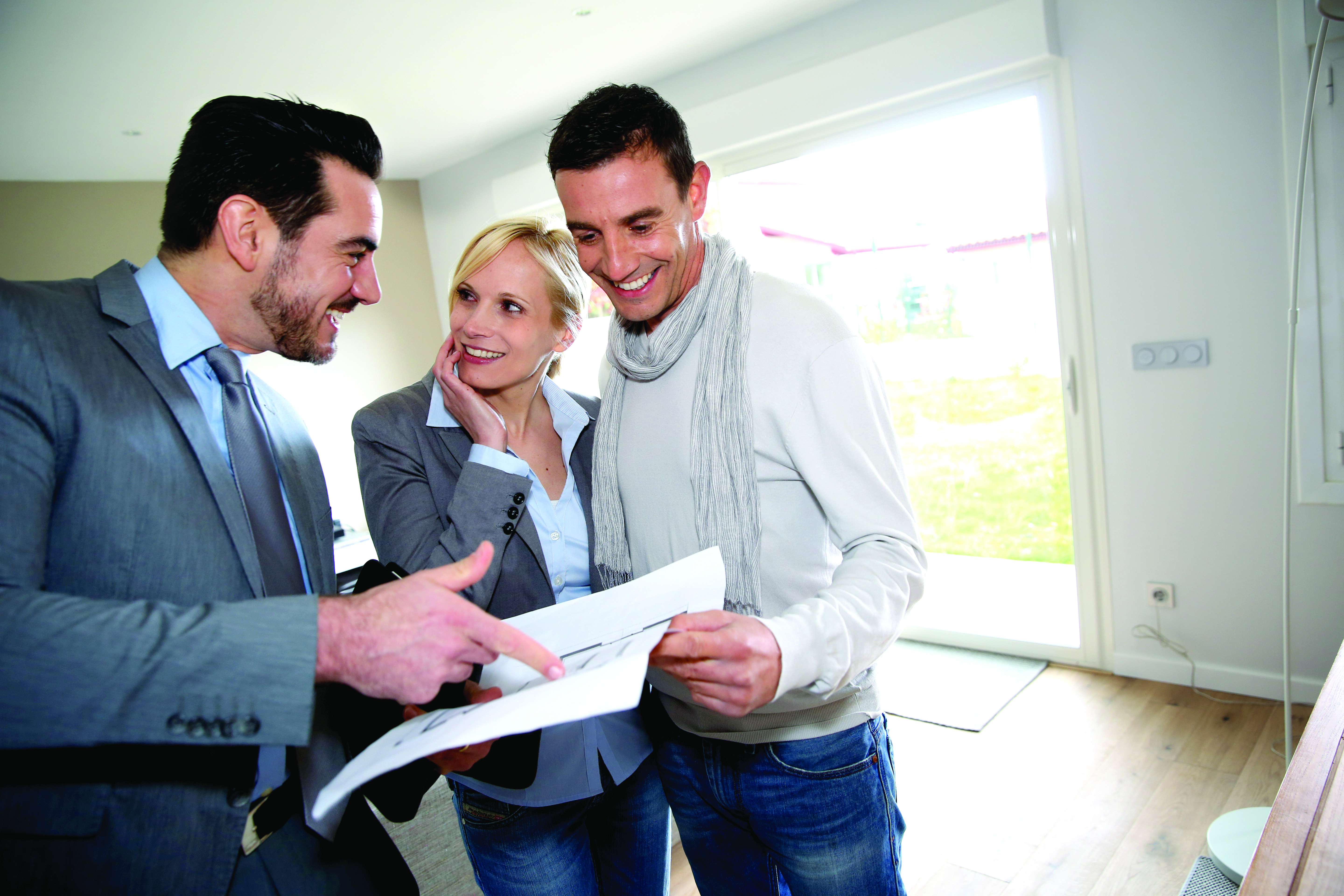 9 landlord tips to get your property noticed in the busy months